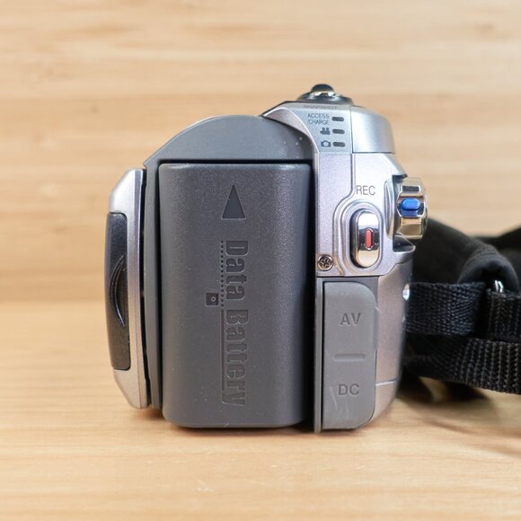 JVC GZ-MG150 Hybrid Camcorder / 30GB HDD + SD Card Slot / Tested & Working - Picture 5 of 9